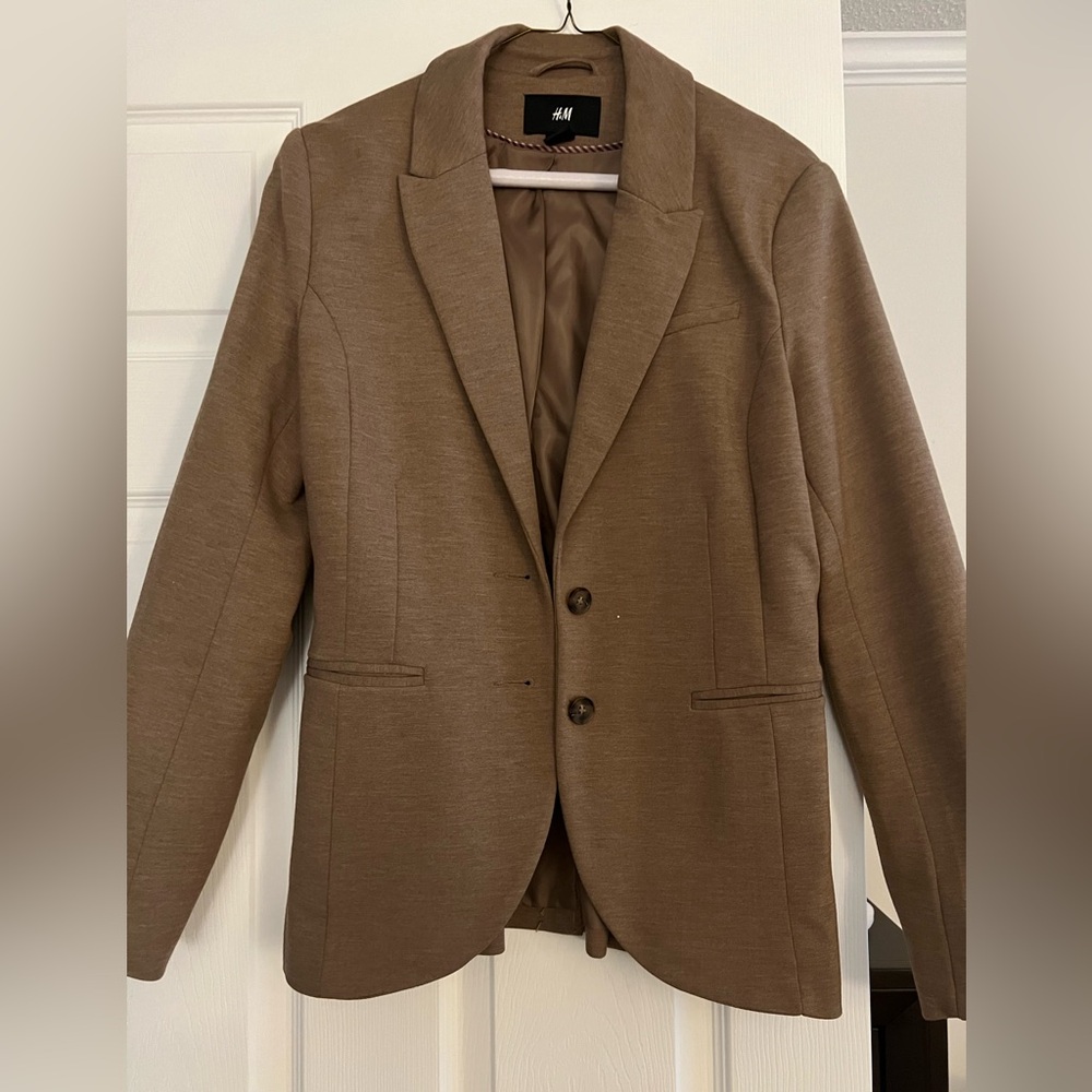 Simple brown blazer. Excellent condition